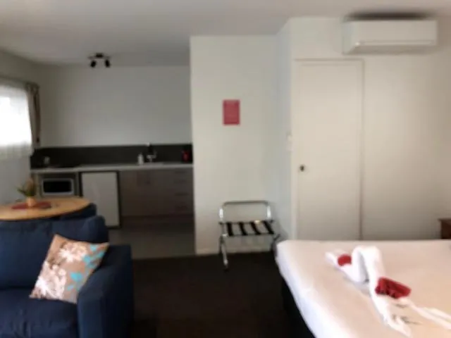 **  Coachman Motel Christchurch New Zealand